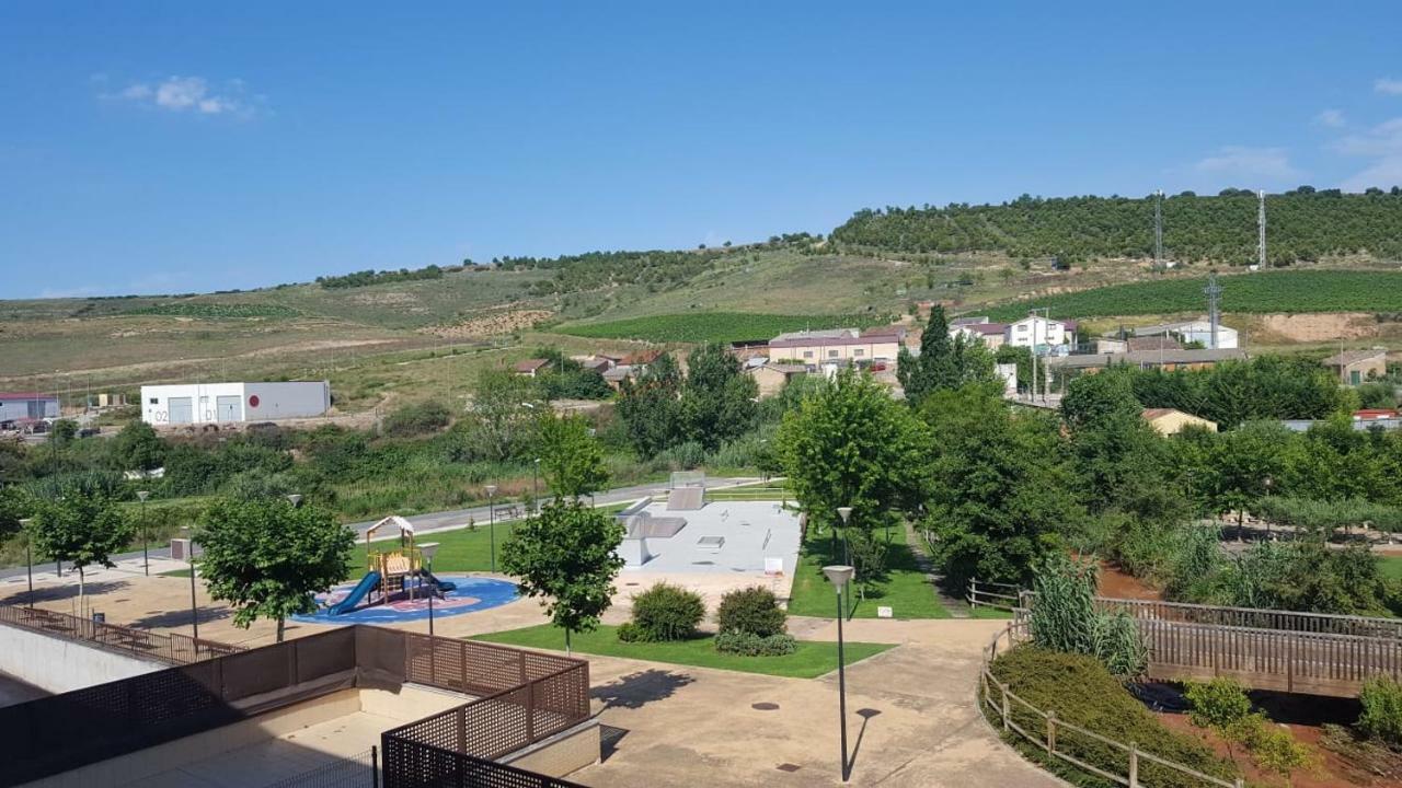 Apartamento ENTREVIÑAS en el corazón de La Rioja Fuenmayor Exterior foto